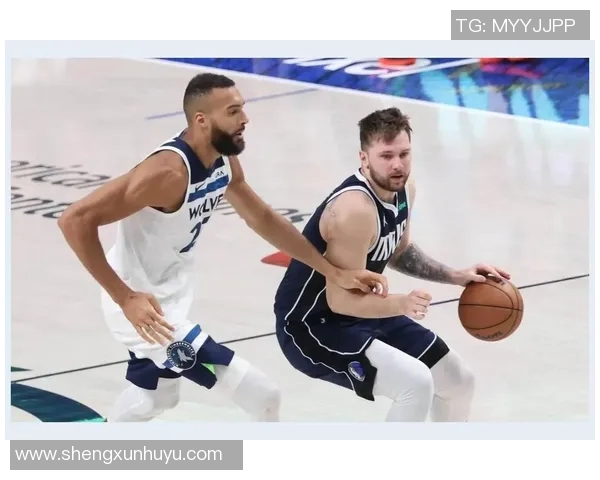 勇士与森林狼激战精彩瞬间回顾图集展现篮球魅力与激情对决